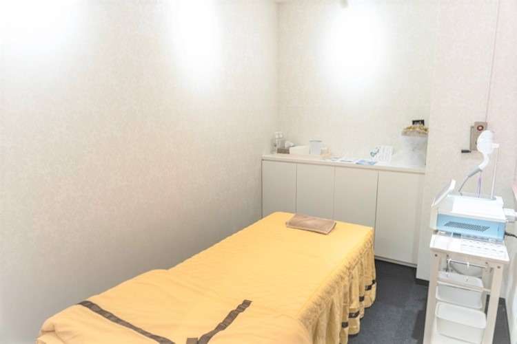 アルム 心斎橋店